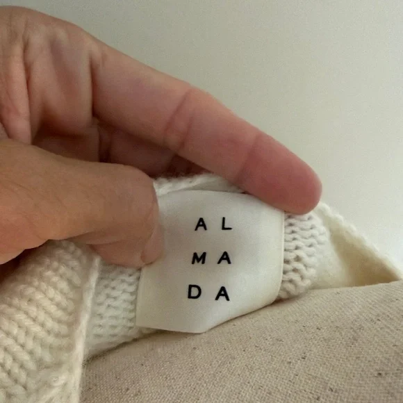 🌿 ALMADA LABEL 🌿 Aria Cardigan, cream 
XS $663 SOLD OUT! - Picture 5 of 13